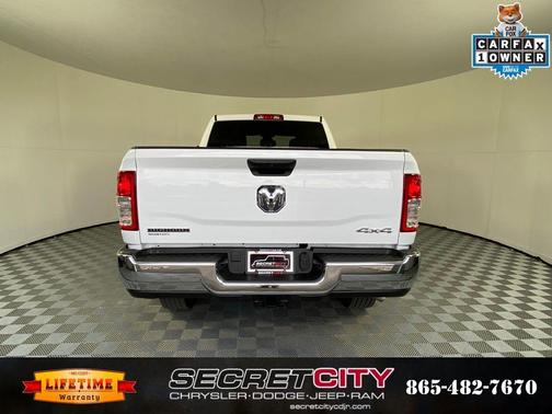 Bright White Clearcoat 2024 RAM 2500 Big Horn