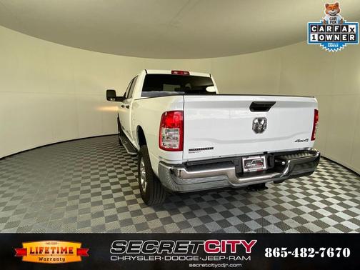 Bright White Clearcoat 2024 RAM 2500 Big Horn
