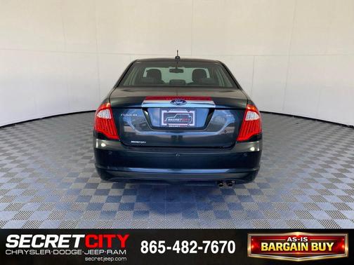 Gray 2010 Ford Fusion SEL
