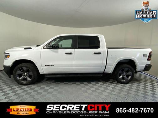 Bright White Clearcoat 2023 RAM 1500 Big Horn