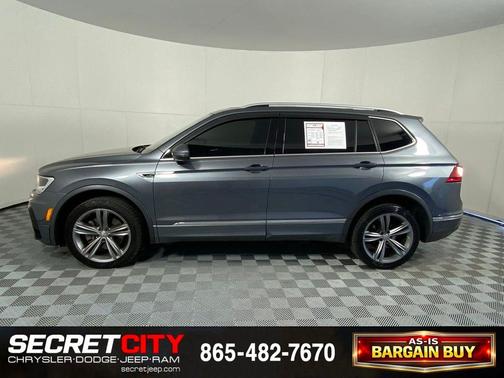 Platinum Gray Metallic 2018 Volkswagen Tiguan 2.0T SEL