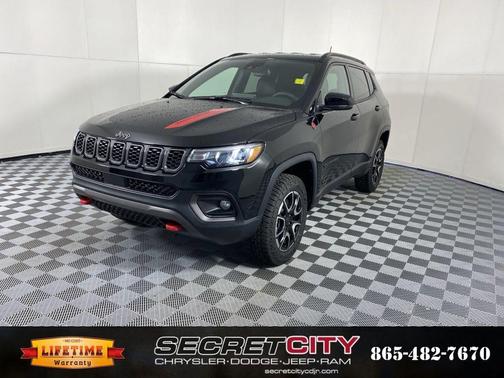 Diamond Black 2026 Jeep Compass Trailhawk