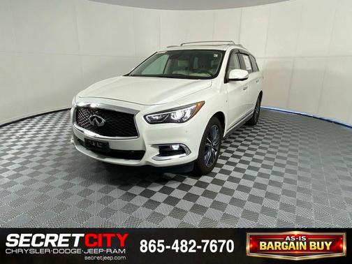 White 2017 INFINITI QX60 Base