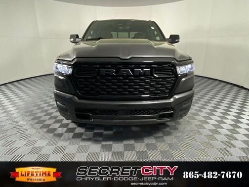 Granite Crystal Clearcoat Metallic 2026 RAM 1500 Big Horn/Lone Star