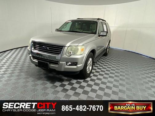 Silver 2007 Ford Explorer XLT