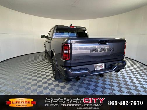 Granite Crystal Clearcoat Metallic 2026 RAM 1500 Big Horn/Lone Star