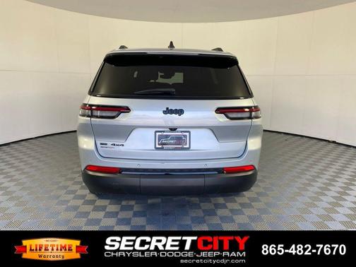 Silver Zynith 2023 Jeep Grand Cherokee L Laredo