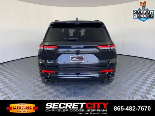 Rocky Mountain Pearlcoat 2023 Jeep Grand Cherokee 4xe Base