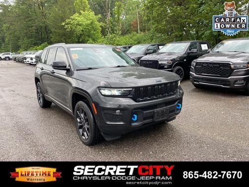 Rocky Mountain Pearlcoat 2023 Jeep Grand Cherokee 4xe Base