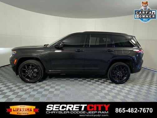 Rocky Mountain Pearlcoat 2023 Jeep Grand Cherokee 4xe Base