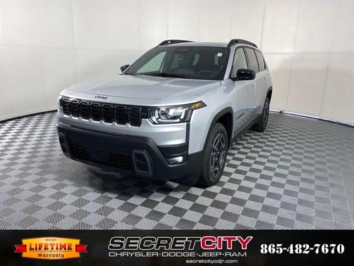 Silver Zynith Clearcoat 2026 Jeep Cherokee LAREDO/LIMITED