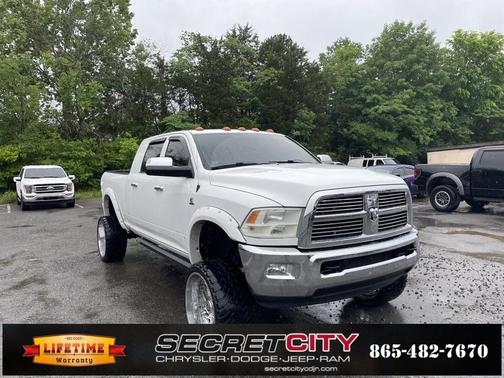 Photo 2 of 5 of 2012 RAM 2500 Laramie