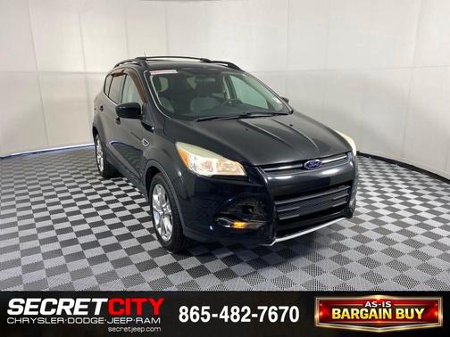 Tuxedo Black 2013 Ford Escape SE
