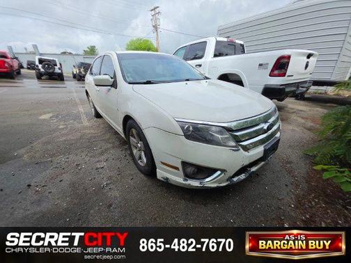 White 2010 Ford Fusion SEL