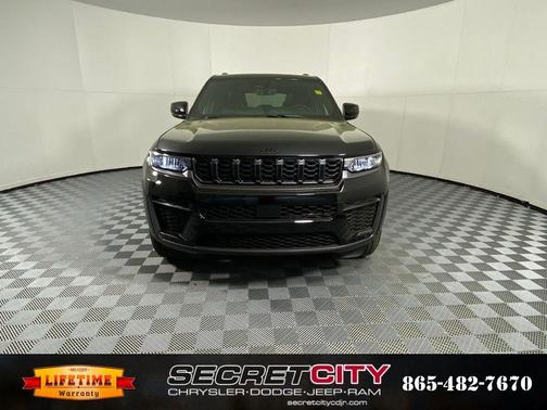 Diamond Black 2026 Jeep Grand Cherokee Sport