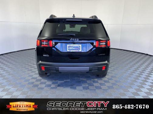 Diamond Black 2026 Jeep Cherokee LAREDO/LIMITED