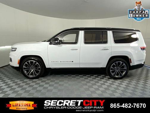 Bright White Clearcoat 2023 Jeep Grand Wagoneer Series III