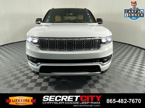 Bright White Clearcoat 2023 Jeep Grand Wagoneer Series III