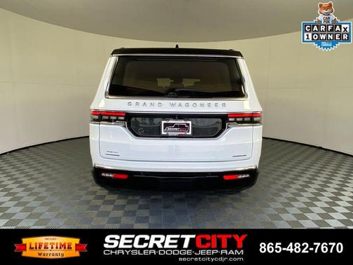 Bright White Clearcoat 2023 Jeep Grand Wagoneer Series III