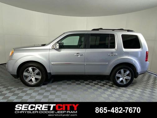 Silver 2014 Honda Pilot Touring