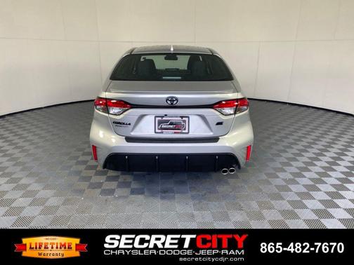 Classic Silver Metallic 2025 Toyota Corolla SE