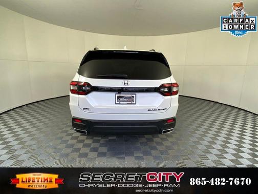 White 2025 Honda Pilot Black Edition