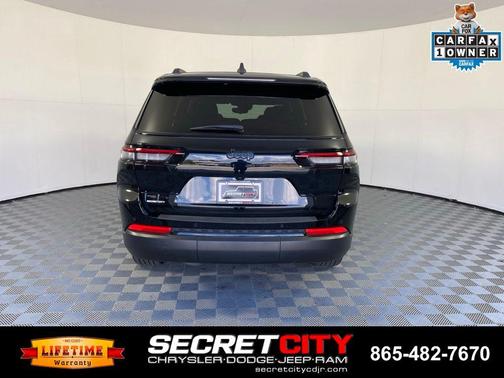 Diamond Black 2023 Jeep Grand Cherokee L Laredo