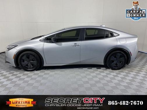 CUTTING EDGE 2025 Toyota Prius LE