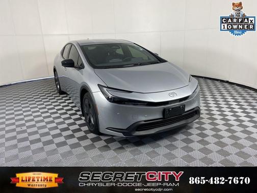 CUTTING EDGE 2025 Toyota Prius LE