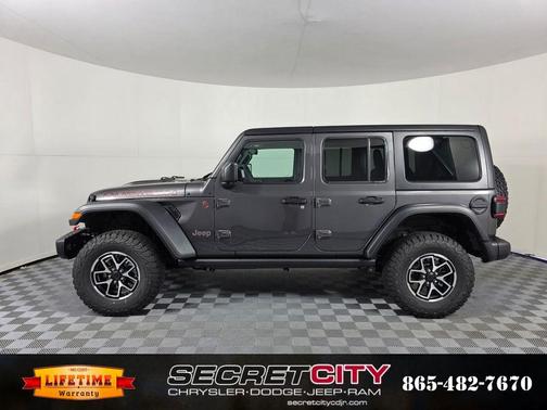 Granite Crystal Clearcoat Metallic 2025 Jeep Wrangler Rubicon