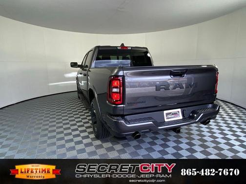 Granite Crystal Clearcoat Metallic 2026 RAM 1500 Big Horn/Lone Star