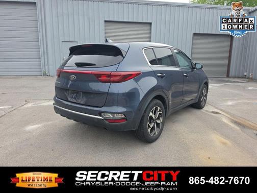 Pacific Blue 2022 Kia Sportage LX