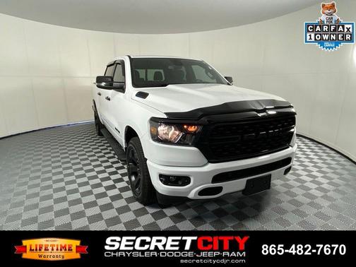 Bright White Clearcoat 2023 RAM 1500 Big Horn