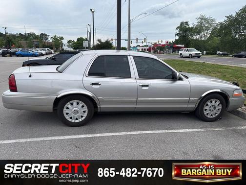 Silver 2005 Mercury Grand Marquis GS