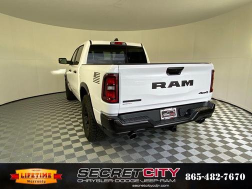 Bright White Clearcoat 2026 RAM 1500 Big Horn/Lone Star