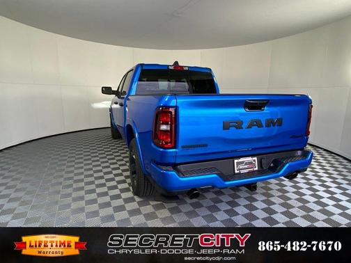 Hydro Blue Pearlcoat 2026 RAM 1500 Big Horn/Lone Star