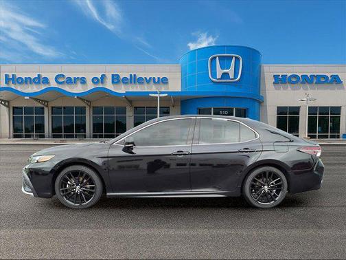 2024 Toyota Camry Hybrid SE