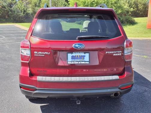 2016 Subaru Forester 2.5i Touring