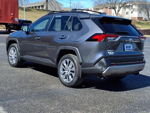 2022 Toyota RAV4 Limited