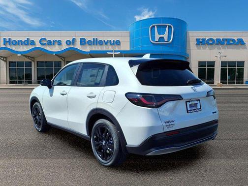 Platinum White Pearl 2026 Honda HR-V AWD Sport