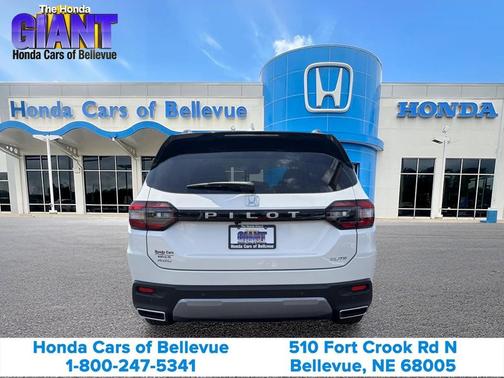 Platinum White Pearl 2026 Honda Pilot Elite