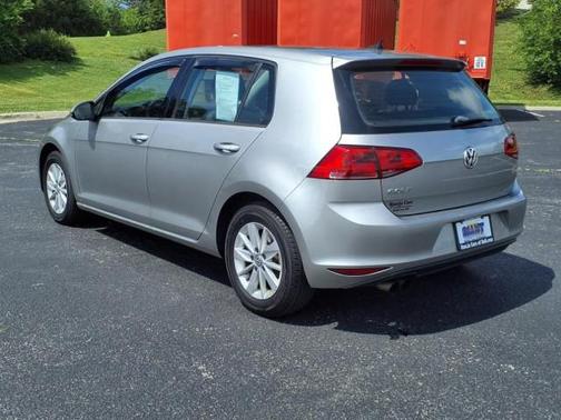 2016 Volkswagen Golf TSI S 4-Door