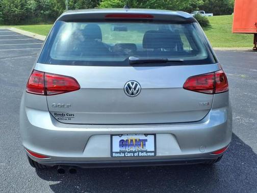 2016 Volkswagen Golf TSI S 4-Door