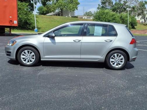2016 Volkswagen Golf TSI S 4-Door