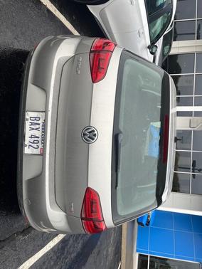 2016 Volkswagen Golf TSI S 4-Door