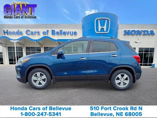 Pacific Blue Metallic 2020 Chevrolet Trax LT
