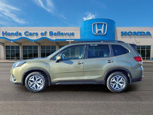 2024 Subaru Forester Premium