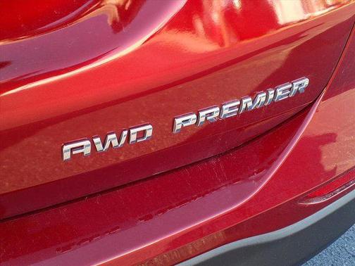 2022 Chevrolet Equinox Premier w/1LZ