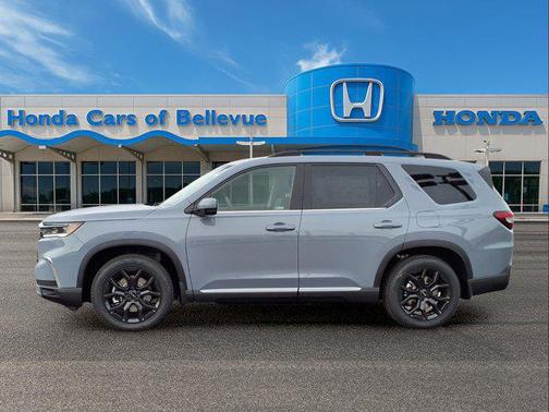 2025 Honda Pilot Touring 8-Passenger
