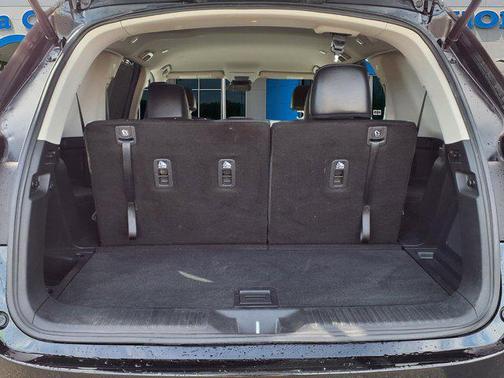 Crystal Black Pearl 2024 Honda Pilot EX-L 7 Passenger